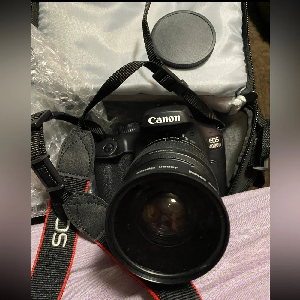 Canon EOS 4000D camera set